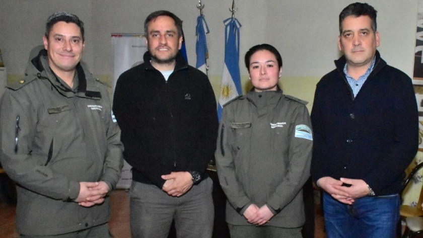 Cabandié entregó recursos para el combate de incendios forestales en Neuquén