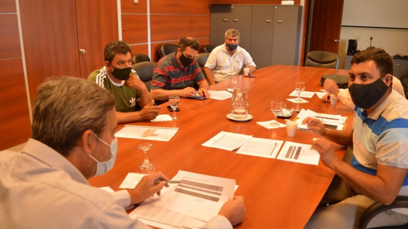 Productores jachalleros fueron recibidos por el ministro de Minería