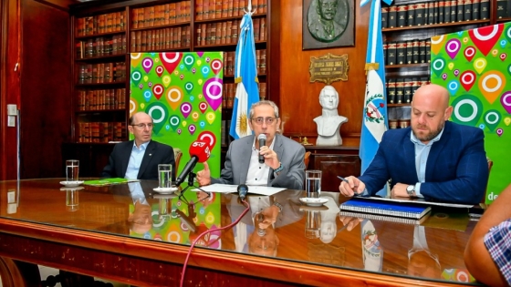 Corrientes elevó a $200 mil la ayuda escolar, a $100 mil las asignaciones, y aumentó 13% el ingreso salarial mensual