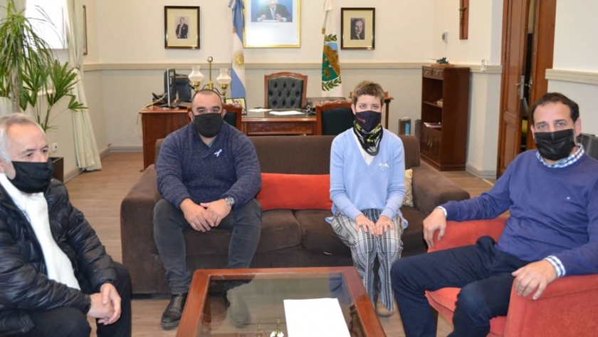 Rodolfo Luque y Luis "Piri" Macagno se reunieron con el intendente Frontera