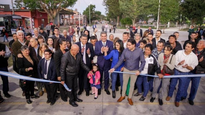 141° Aniversario de las palmas: “estamos inaugurando el mayor número de cuadras de pavimento de la historia de la localidad”, afirmó Capitanich