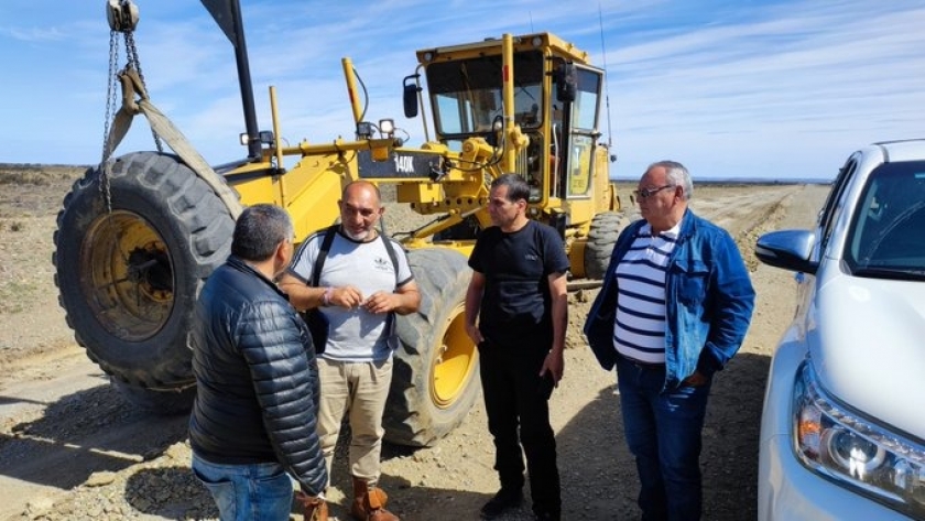 Vidal felicitó a los trabajadores de Vialidad Provincial por la labor que realizan en las rutas de Santa Cruz