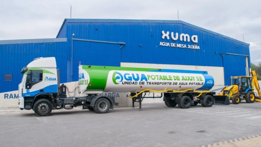 Entraron en funcionamiento flamantes máquinas y camiones en Agua Potable de Jujuy