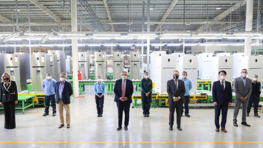 Línea de crédito para comprar electrodomésticos y otra para inversión productiva