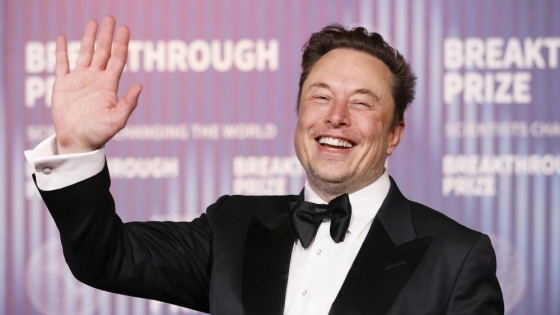 Elon Musk reafirma su rol en Tesla por cinco años más y el mercado responde con leve suba