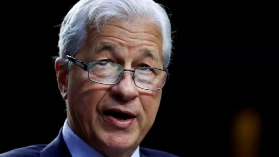 La guerra financiera: cómo JPMorgan Chase desafía a las fintech con nuevas comisiones millonarias