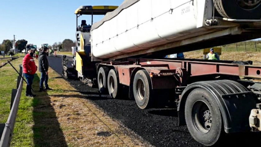 Avanza la rehabilitación del acceso a Tres Bocas y de un tramo de la Ruta 11