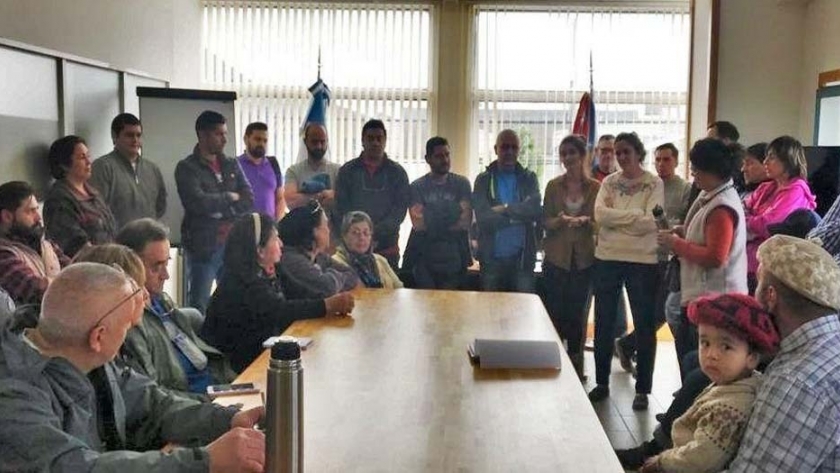 Autoridades del Ministerio de Producción y Ambiente se reunieron con productores locales de Río Grande