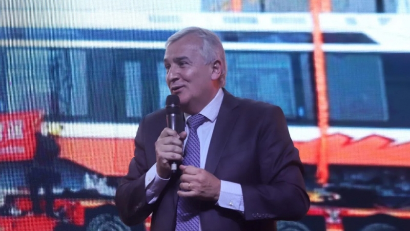Morales anunció que en diciembre estará listo para funcionar el sistema del tren turístico y solar de la Quebrada