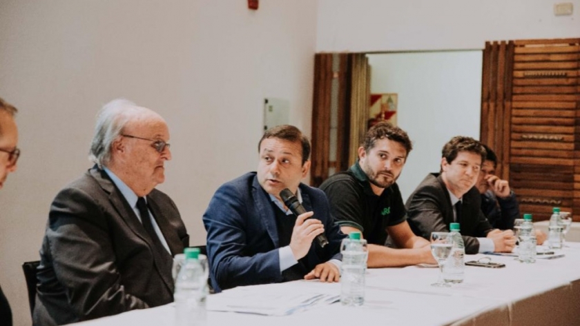 Herrera Ahuad y De Mendiguren acompañaron la presentación de los lineamientos productivos de la provincia y visitaron establecimientos industriales