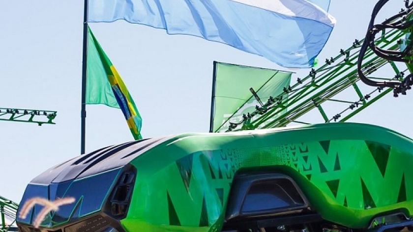 La máquina autónoma que quiere revolucionar la forma de trabajar en el agro: el video de la demostración a campo