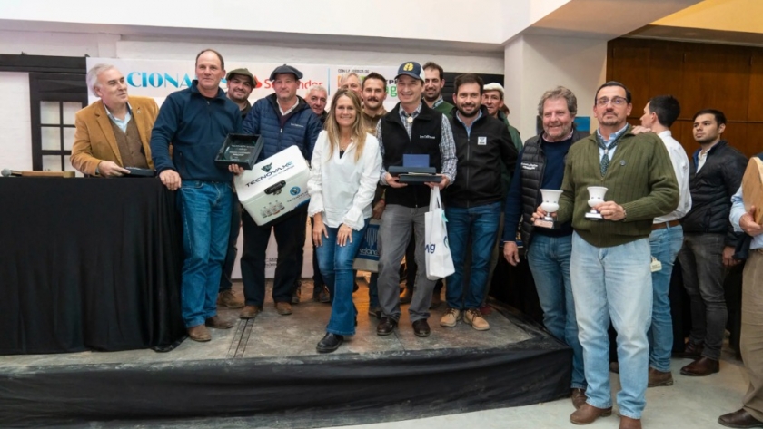Los grandes campeones de la raza Braford son de cabañas correntinas