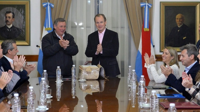 Bordet avanza con obras de gas para cinco ciudades por más de 4.000 millones de pesos