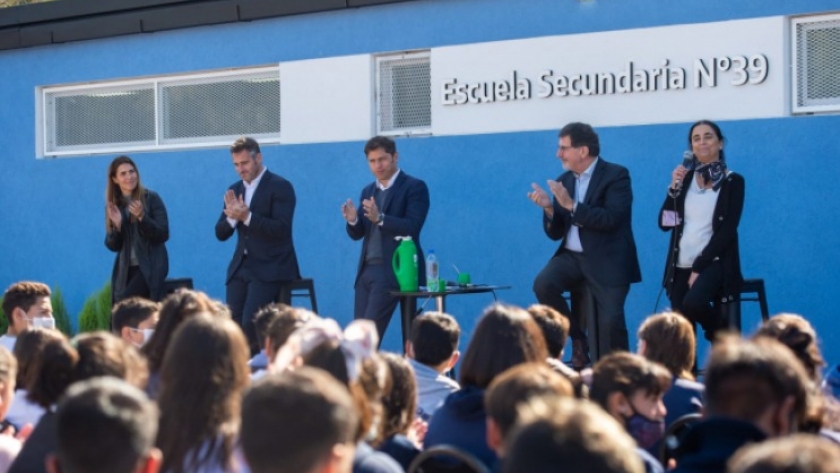 Kicillof encabezó la inauguración de la Escuela Secundaria N°39 en Pilar