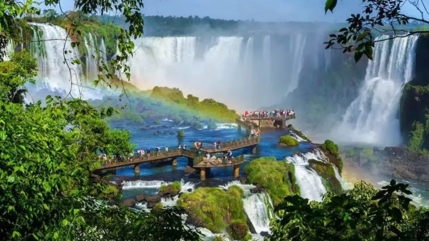 Puerto Iguazú: un destino turístico de maravillas naturales