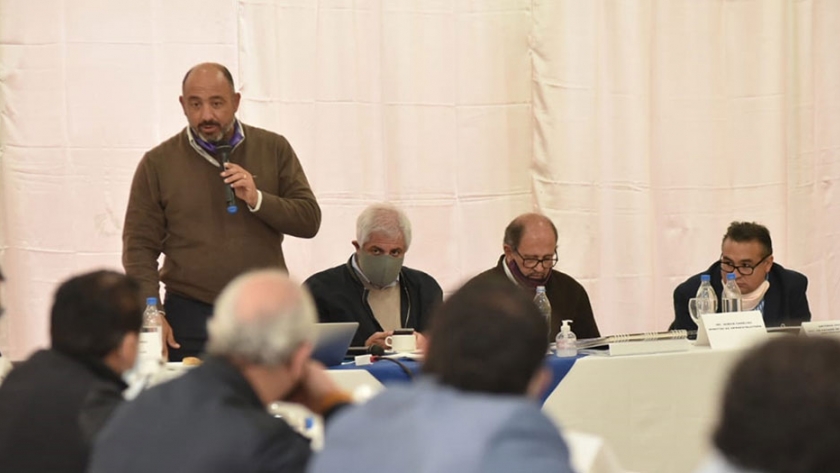 El Gobierno concretó con éxito un encuentro con intendentes de la región sur