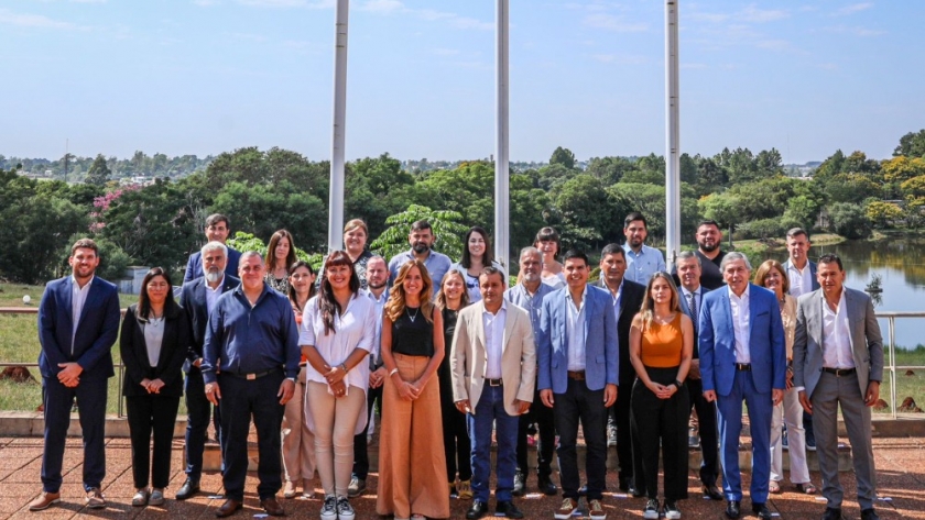 Victoria Tolosa Paz y Oscar Herrera Ahuad encabezaron una reunión del Consejo Federal de Desarrollo Social en Misiones