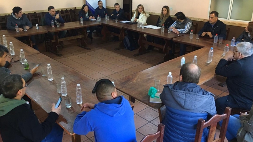 El Estado Provincial articula con los COE de Perito Moreno y Los Antiguos