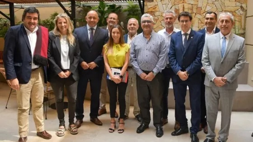Salta convoca a provincias del Noa para la defensa de intereses regionales