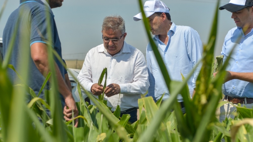 Raúl recorrió empresas agroindustriales en el Este catamarqueño