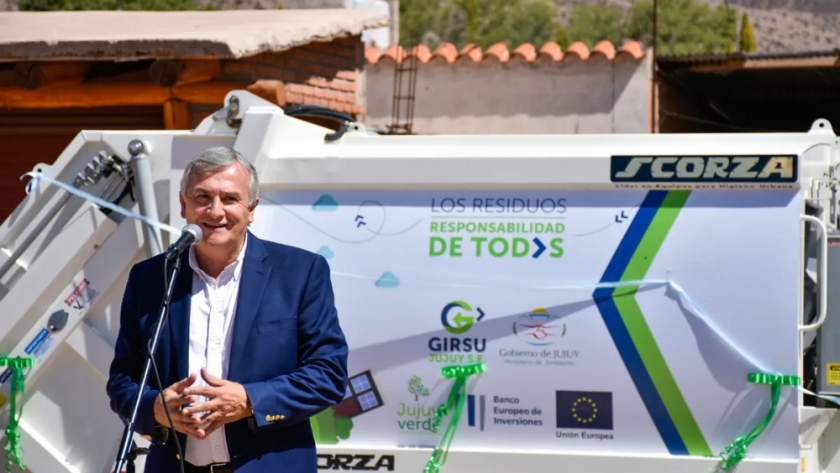Morales entregó un camión para la recolección en Uquía