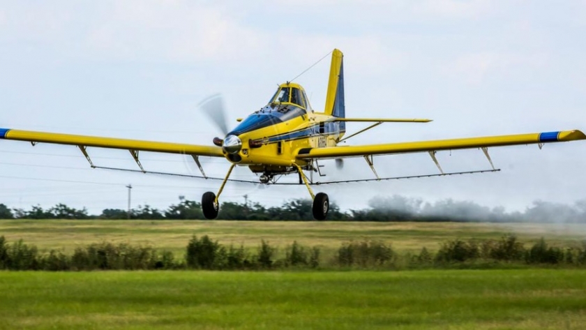 La Aviación Agrícola podría resembrar zonas devastadas por el fuego