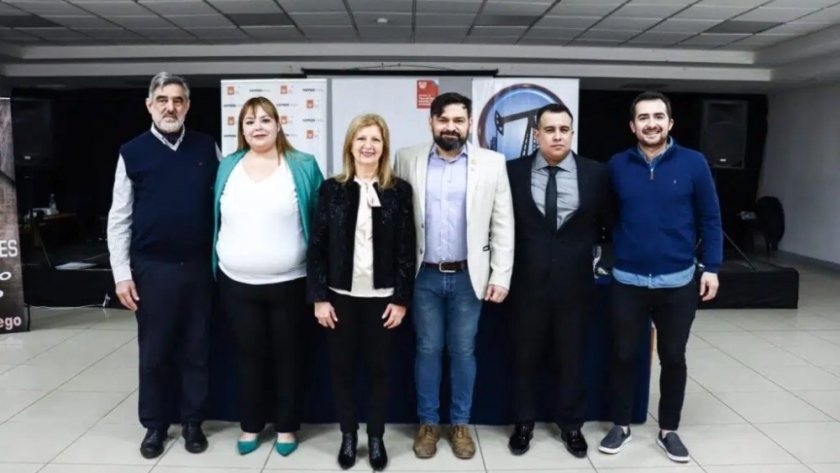 Gobierno firmó un convenio de cooperación con la Confederación de Mutuales