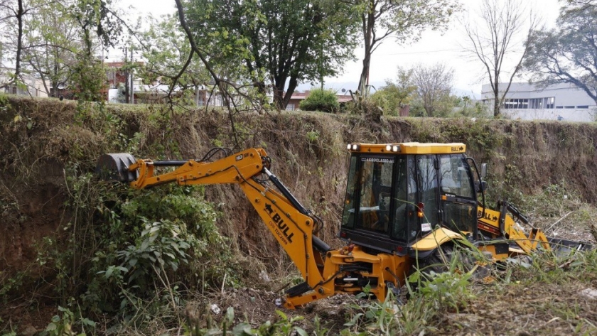 Planifican obras en ríos y canales de la provincia