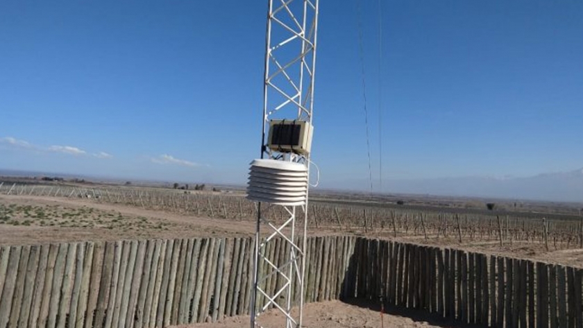 Contingencias Climáticas desarrolló e instaló una nueva estación agrometeorológica en el Valle de Uco