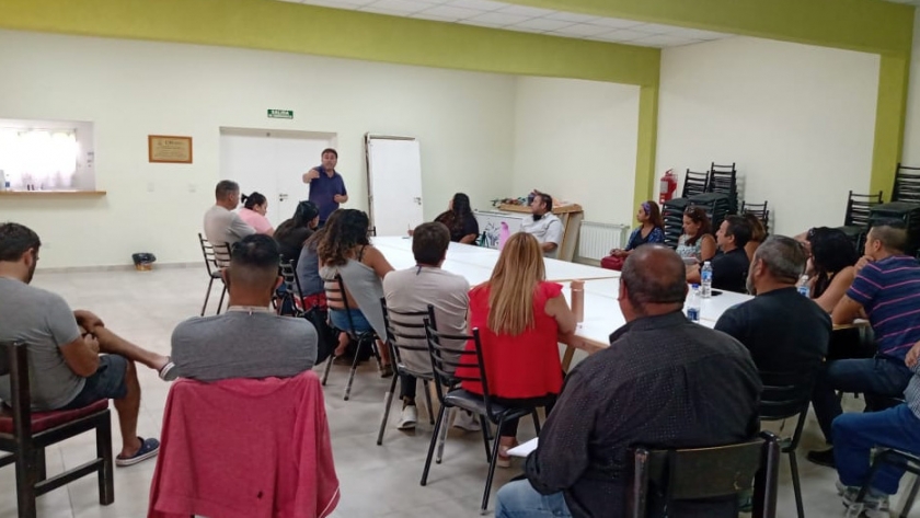 El Ministerio de Agricultura, Ganadería, Industria y Comercio fomenta la producción vitivinícola en Comodoro Rivadavia