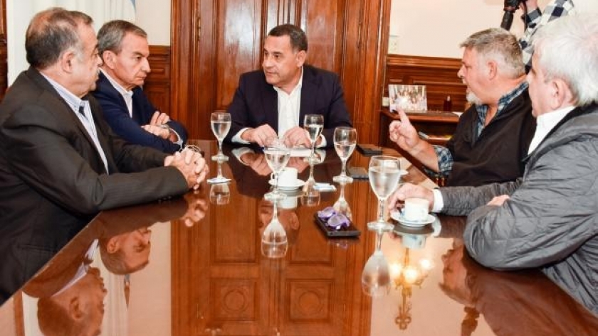 Se levanta la veda de pesca en el Dique La Angostura