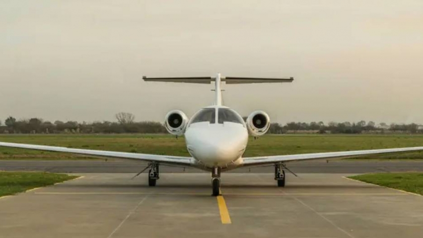 La semillera Don Mario absorbió el 30% de una aerolínea para traslados internos