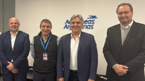 Córdoba avanza para liderar la logística aérea del interior con apoyo de Aerolíneas Argentinas
