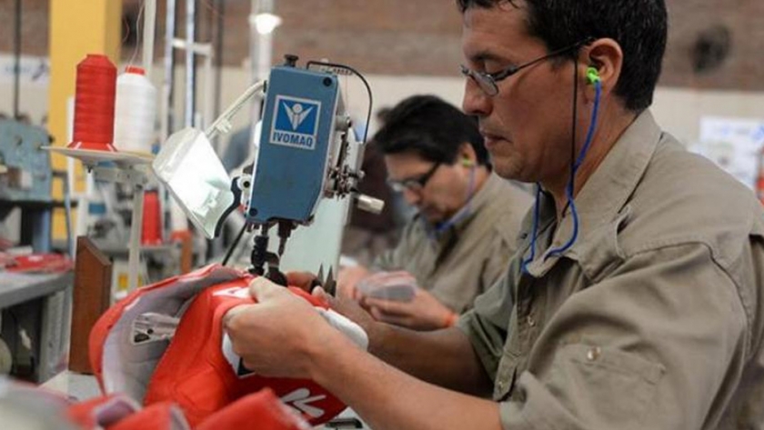Inscriben empresas que quieran vender en la Tienda Online de Tucumán en Mercado Libre