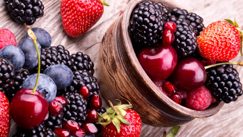 ¿Cuáles son los beneficios de los frutos rojos?