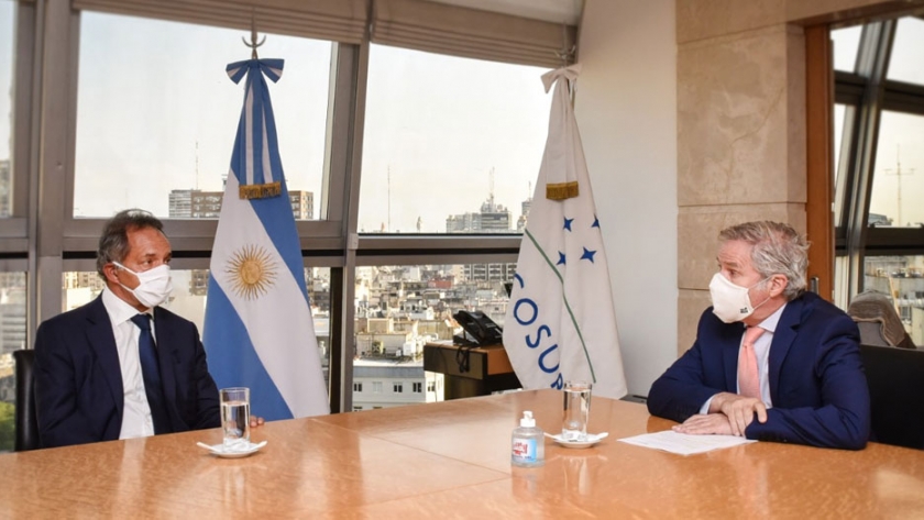 Solá recibió a Daniel Scioli y al nuevo embajador argentino en Japón