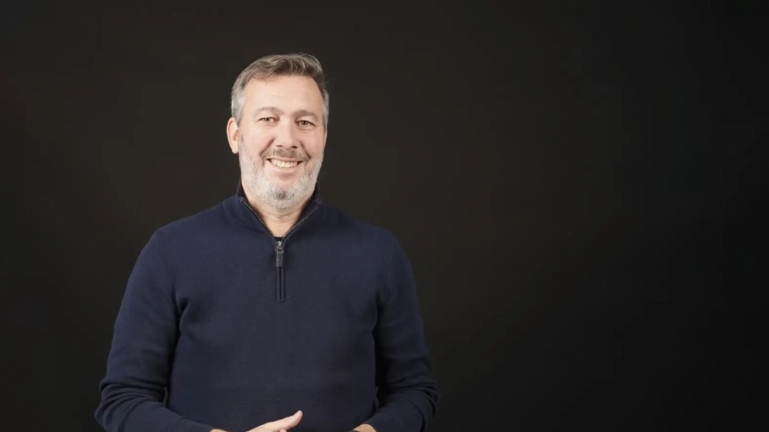 De perder todo a liderar 90 locales en tres países