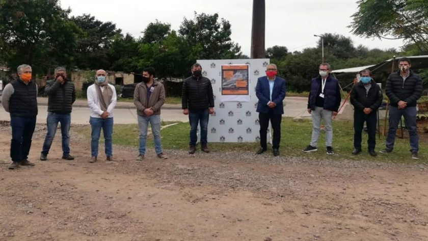 Plan #CercaTuyo: red de agua potable, enripiados y nueva plaza en el B° Juan Pablo II de San Pedro 
