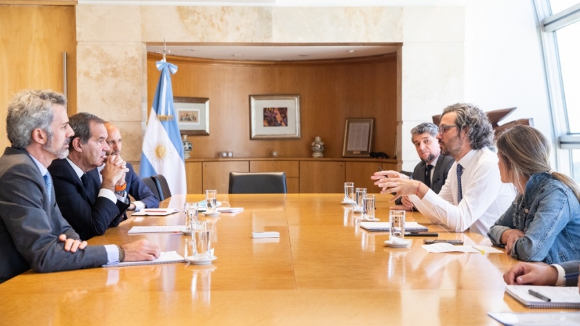 Cafiero analizó con el nuevo Secretario General Iberoamericano líneas de acción y cooperación con la CELAC