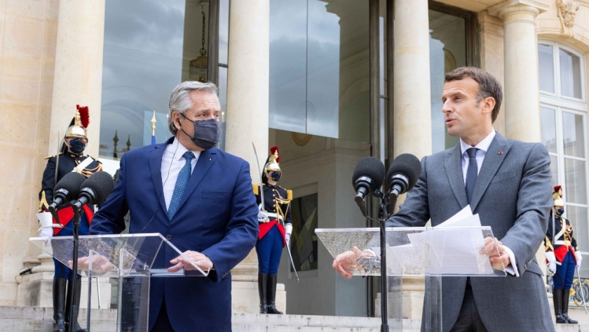 Macron a Alberto Fernández: “Sé cuáles son los esfuerzos que desempeña, señor Presidente. Francia está a su lado”