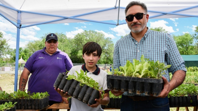 Con 120 participantes, finalizó el ciclo de talleres “Fomento a la Agricultura Familiar”