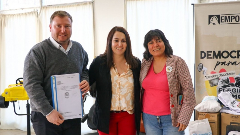 La Provincia continúa fortaleciendo a los emprendedores santacruceños