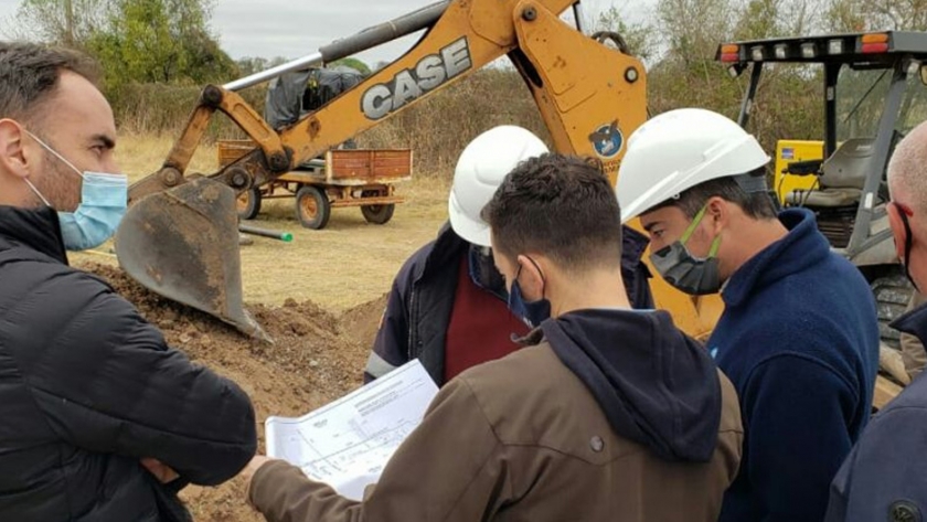 Retomaron las obras de conexión en la planta reductora de gas natural del parque industrial de Puerto Tirol