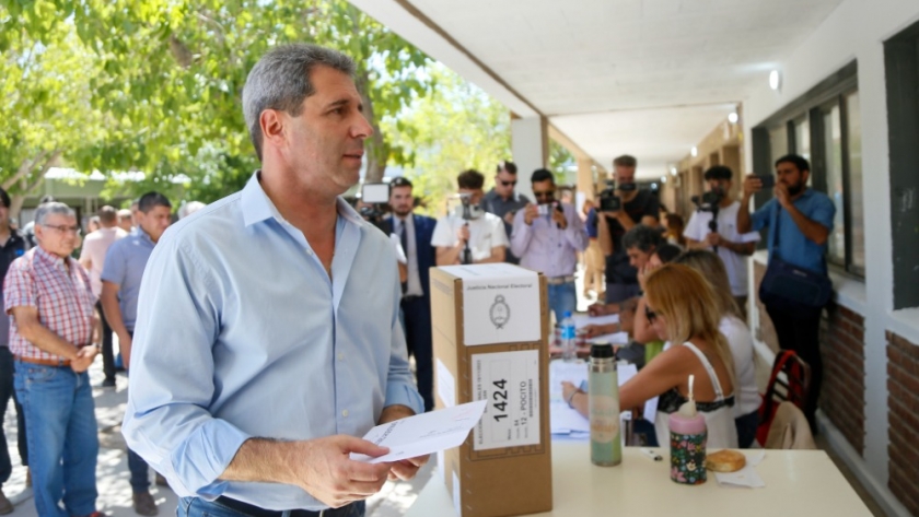 Uñac emitió su sufragio: 