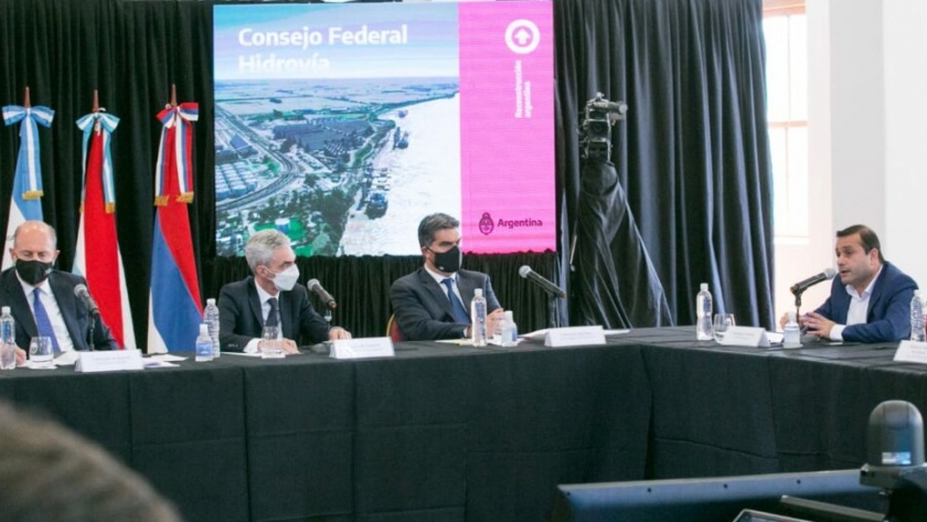 Reunión del Consejo Federal de la Hidrovía: El gobernador planteó que tenemos una oportunidad histórica para desarrollar un modelo económico sustentable