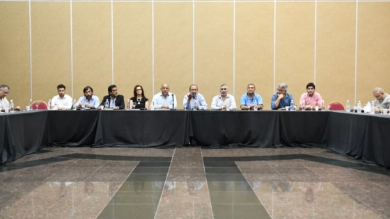 Salta acordó con gremios estatales un bono de $200.000 y continuidad de pagos quincenales