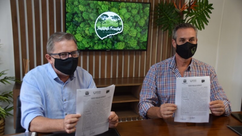 Ecología y el Instituto Forestal firmaron convenio de cooperación técnica y asistencia recíproca