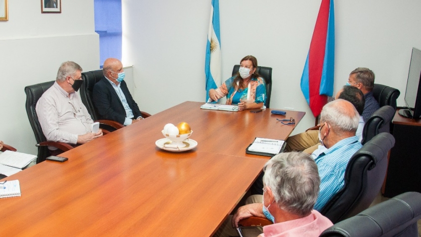 Coordinan tareas viales con juntas y comunas del departamento Uruguay