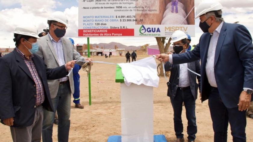 Agua potable inicia una importante obra de red de cloacas en Abra Pampa