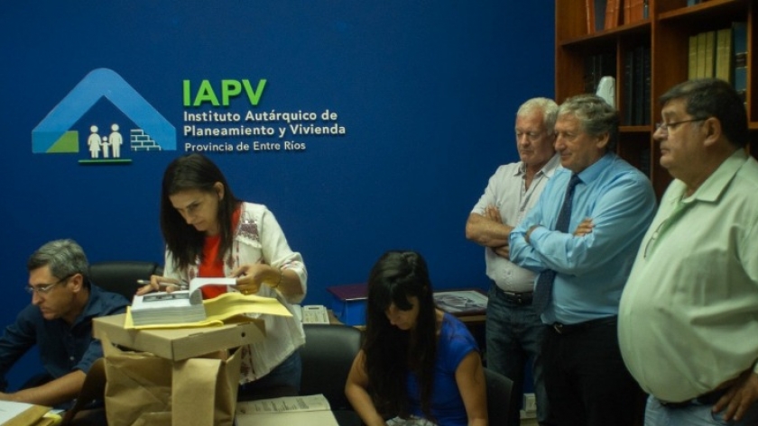 Se licitaron nuevas viviendas para Rosario del Tala y Maciá con fondos provinciales